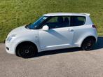 Suzuki swift 1.3 gs 2009 kuipstoelen stoelverwarming, Particulier, Te koop