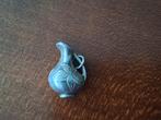 Oud bedeltje kannetje, Sieraden, Tassen en Uiterlijk, Bedels, 1 bedel, Ophalen of Verzenden, Zilver, Overige merken