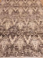 Nieuw handgeknoopt oosters tapijt moderndesign 246x201, Info@SlatsAntiek.nl, Perzisch, Vof Slats Antiek, Crème