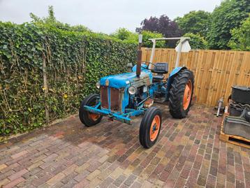 Fordson dextra  beschikbaar voor biedingen