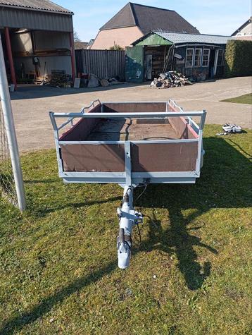 Diverse aanhanger  beschikbaar voor biedingen