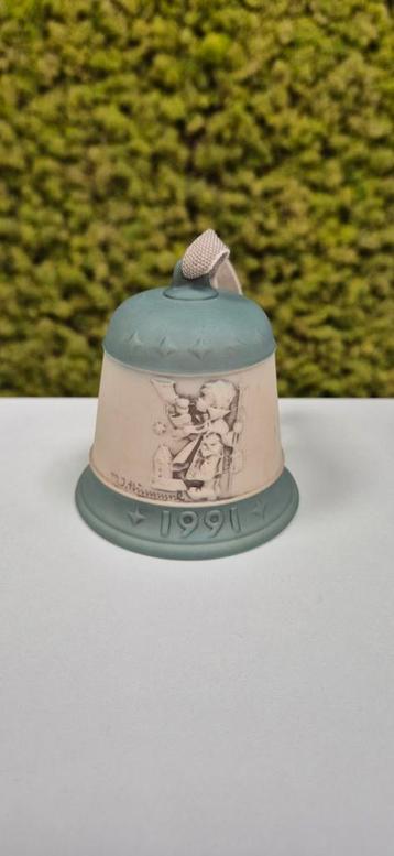 M.J. Hummel Christmas Bell Collection, nummer 3 beschikbaar voor biedingen