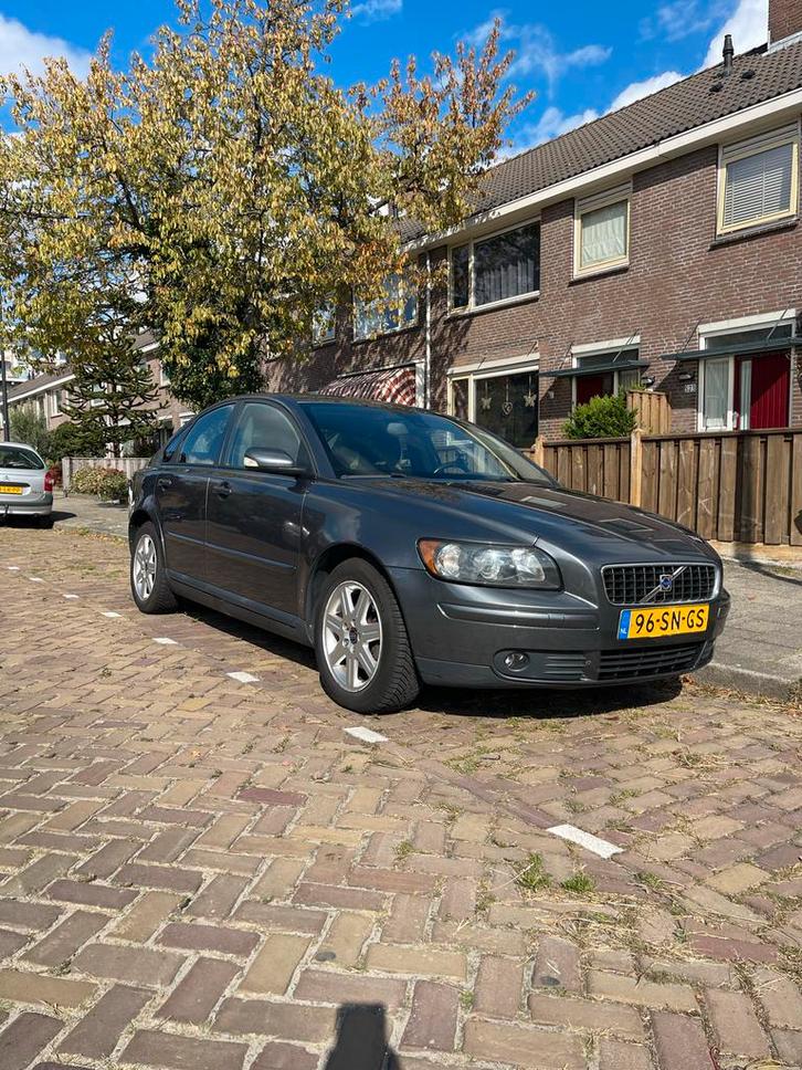 Volvo S40 1.8 2006 Grijs, Auto's, Volvo, Particulier, S40, ABS, Airbags, Airconditioning, Centrale vergrendeling, Climate control