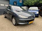Peugeot 206 1.4 One-line, Voorwielaandrijving, Stof, 4 cilinders, Origineel Nederlands