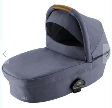 Britax Römer Smile III reiswieg / bassinet / Babywanne beschikbaar voor biedingen