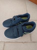 Blauwe Chicone Gymschoenen Maat 30, Blauw, Sportschoenen, Ophalen of Verzenden, Gedragen