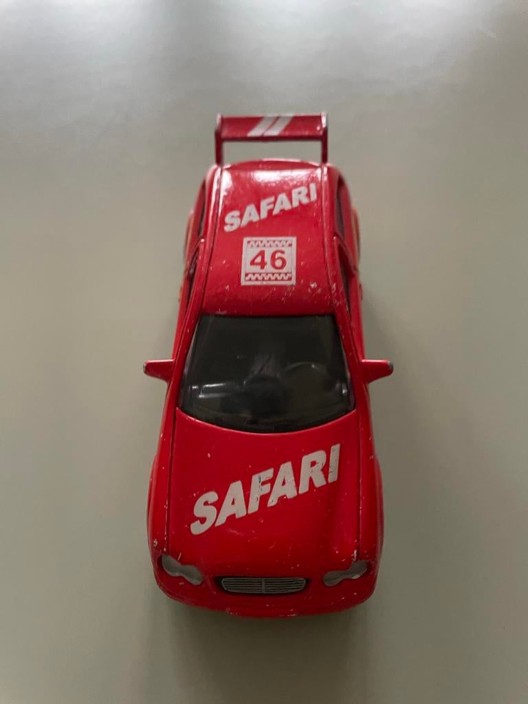 Rode Safari Rally Racing Speelgoedauto, Hobby en Vrije tijd, Modelauto's | 1:18, Ophalen, Gebruikt, Auto, Overige merken
