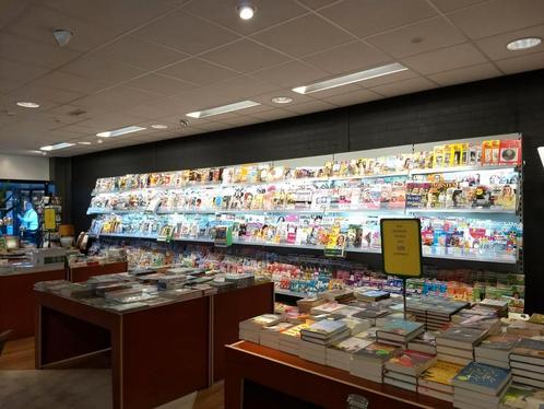 tijdschriften wand voor in winkel, Zakelijke goederen, Kantoor en Winkelinrichting | Winkel en Inventaris, Ophalen