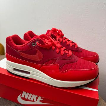 Air Max 1 Gym Red maat 42.5 beschikbaar voor biedingen
