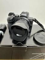 Nikon Z5 + 24-50mm f/4-6.3 Starterskit + microfoon, Audio, Tv en Foto, Fotocamera's Digitaal, Spiegelreflex, Zo goed als nieuw
