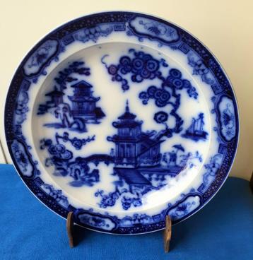 Hindostan bord Flowing Blue Petrus Regout Maastricht 1855 beschikbaar voor biedingen