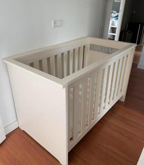 Net en stevig ledikant, Kinderen en Baby's, Babywiegjes en Ledikanten, Zo goed als nieuw, Ledikant, Ophalen