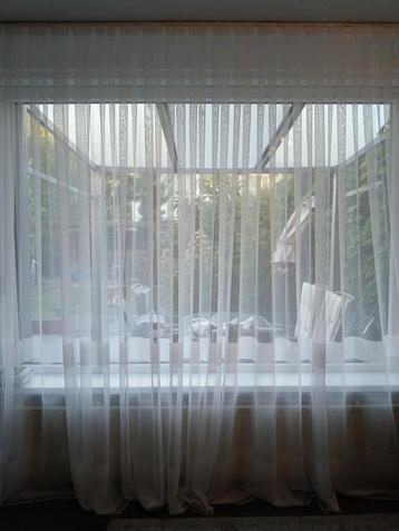 Nieuwe vitrages  beschikbaar voor biedingen