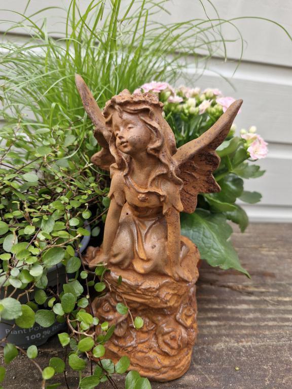 engel beeld van gietijzer, Tuin en Terras, Tuinbeelden, Nieuw, Metaal, Ophalen of Verzenden