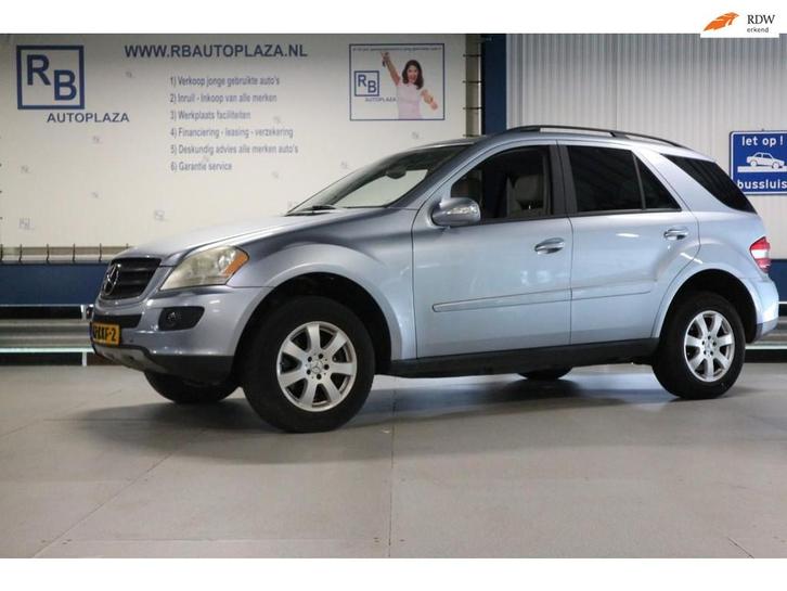 Mercedes-Benz M-klasse 350 AUTOMAAT / SCHUIFDAK / YOUNGTIMER, Auto's, Mercedes-Benz, Bedrijf, Te koop, M-Klasse, 4x4, ABS, Airconditioning