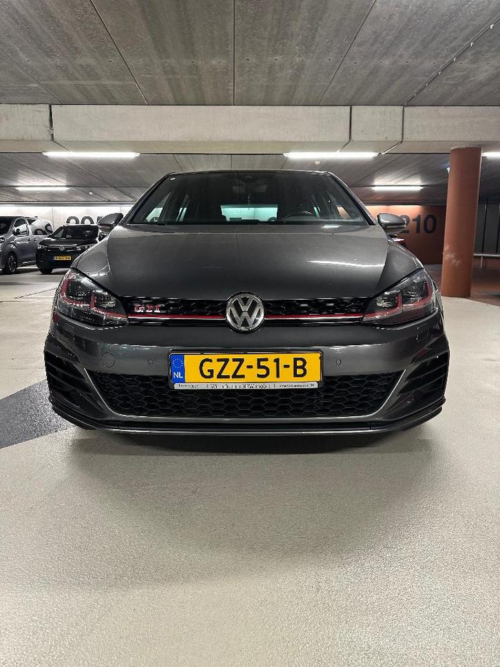 VW Golf 2.0 GTI, TSI/Performance/Pano 245pk 7-DSG 2019 Grijs, Auto's, Volkswagen, Particulier, Golf, Achteruitrijcamera, Adaptieve lichten