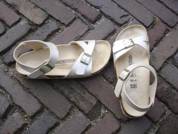 GRATIS VERZENDEN NIEUWE WITTE LEREN BIRKENSTOCK SANDALEN 39 beschikbaar voor biedingen