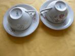 2 Vintage theekoppen, Huis en Inrichting, Keuken | Servies, Ophalen of Verzenden, Zo goed als nieuw, Overige stijlen, Kop(pen) en/of Schotel(s)