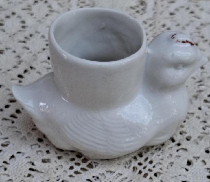 Oud Frans porseleinen eierdopje, kip, Antiek en Kunst, Antiek | Servies los, Ophalen of Verzenden