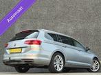 Vw Passat Variant 2.0 TSI R-LineAcc/Lane Ass/Pano/18''/220PK, Auto's, Gebruikt, 14 km/l, Zilver of Grijs, 220 pk