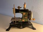 Antieke Kindernaaimachine - Decoratief, Ophalen of Verzenden