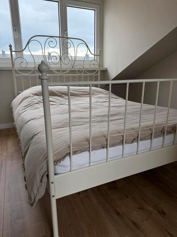 Ikea bedframe wit 140/200 - afbeelding 2