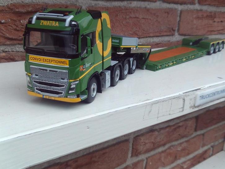 WSI  Volvo  FH4  Globetrotter  van  Zwatra., Hobby en Vrije tijd, Modelauto's | 1:50, Nieuw, Bus of Vrachtwagen, Wsi, Ophalen of Verzenden