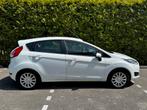 Ford Fiësta Titanium | APK 4/2026 | Airco | Goed onderhouden, Voorwielaandrijving, Euro 5, Stof, Zwart