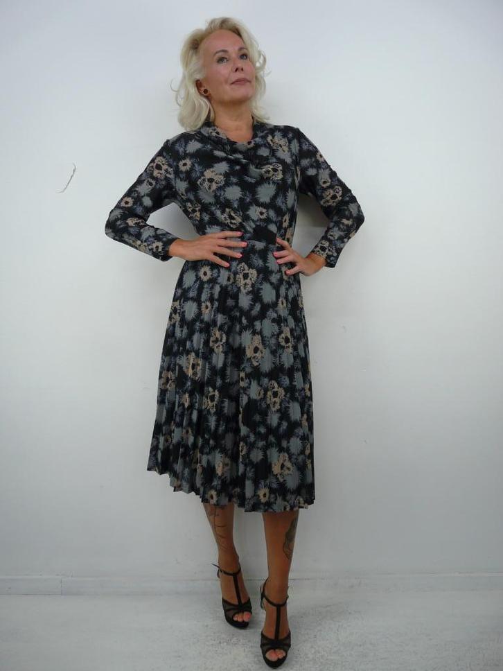 *Abfab Vintage 70's Jurk met Print 42*, Kleding | Dames, Jurken, Zo goed als nieuw, Maat 42/44 (L), Zwart, Knielengte, Ophalen of Verzenden