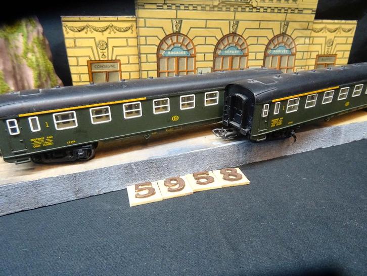 5958=Jouef Belgische rijtuigen.281, Hobby en Vrije tijd, Modeltreinen | H0, Gebruikt, Wagon, Gelijkstroom, Jouef, Ophalen of Verzenden