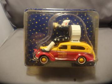 Pinder Matford V8 met clown 1:43 beschikbaar voor biedingen