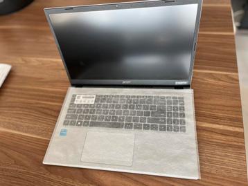 Nieuwe Acer Laptop beschikbaar voor biedingen