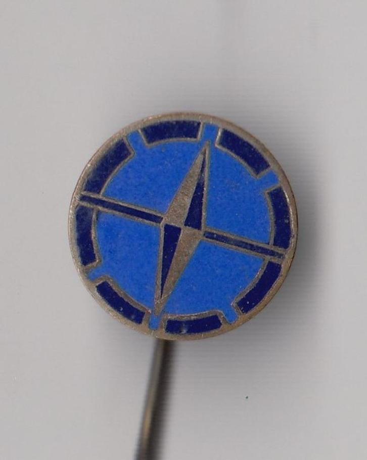 Stokvis emaille speldje Fiets Kompas, Verzamelen, Speldjes, Pins en Buttons, Gebruikt, Speldje of Pin, Overige onderwerpen, Ophalen of Verzenden