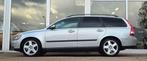 Volvo V50 2.4i Lerenbekleding Trekhaak Performance audio Moo, Auto's, Volvo, Zwart, 700 kg, Zilver of Grijs, 1500 kg