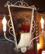 Vintage metalen spiegel met verlichting.
Twee lichtpunten, Antiek en Kunst, Antiek | Spiegels, Ophalen of Verzenden, Rechthoekig