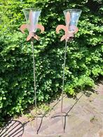 Brocante kandelaar/windlicht op voet met glas, Huis en Inrichting, Woonaccessoires | Kandelaars en Kaarsen, Ophalen, Gebruikt