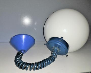 vintage hanglamp - blauw(met witte Space Age bol) 60 s retro