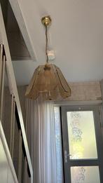 Vintage hanglamp goudkleurig met gerookt glas, Huis en Inrichting, Lampen | Hanglampen, Ophalen of Verzenden, Zo goed als nieuw