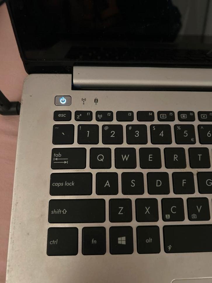 Asus VivoBook S301L touchscreen- Defect scherm,, Computers en Software, Windows Laptops, Niet werkend, 13 inch, HDD, Onbekend