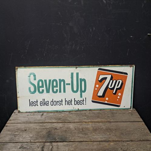 Seven-Up 7up blikken reclamebord, Verzamelen, Merken en Reclamevoorwerpen, Gebruikt, Reclamebord, Ophalen of Verzenden