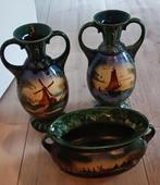 2 vazen met schaal, Ophalen