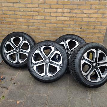 Winterbanden 4x winterset Goodyear 215-55-17 Honda beschikbaar voor biedingen