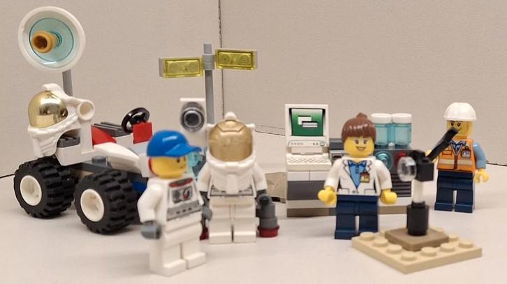 Lego city set 60077 ruimtevaart starter set, Kinderen en Baby's, Speelgoed | Duplo en Lego, Zo goed als nieuw, Lego, Complete set