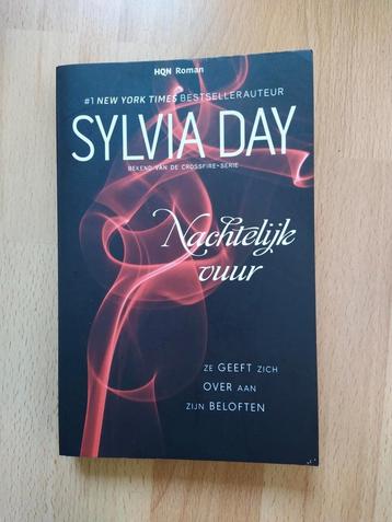 Boek. Sylvia day - nachtelijk vuur.  beschikbaar voor biedingen