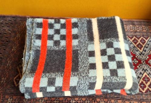 Vintage Deken Ruitpatroon 210x170, wollen geruite plaid, Huis en Inrichting, Woonaccessoires | Plaids en Woondekens, Gebruikt