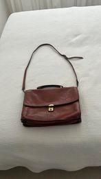 Vintage bruine leren tas., Sieraden, Tassen en Uiterlijk, Tassen | Damestassen, Ophalen of Verzenden, Gebruikt, Bruin, Schoudertasje