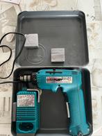 retro makita in metalen koffer, Doe-het-zelf en Verbouw, Gereedschap | Boormachines, Ophalen, Gebruikt, Boor- en Schroefmachine