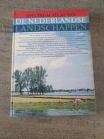 Spectrum atlas Nederlandse Landschappen, Boeken, Ophalen of Verzenden, Gelezen, Natuur algemeen