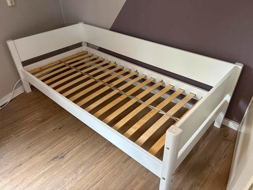 Flexa Eenpersoonsbed Wit 90x200, Huis en Inrichting, Slaapkamer | Bedden, Zo goed als nieuw, Eenpersoons, 90 cm, 200 cm, Hout