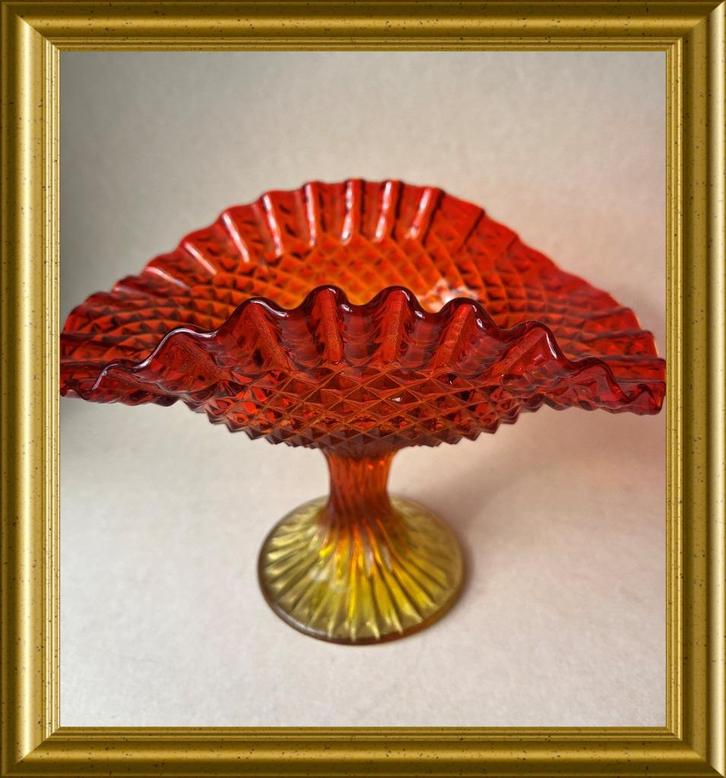 Mooi glazen schaaltje: amberina glas, Antiek en Kunst, Antiek | Glas en Kristal, Ophalen of Verzenden